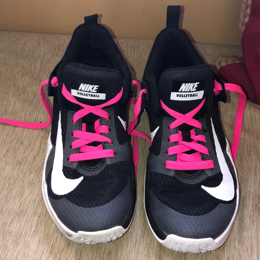 Nike volleyball shoes